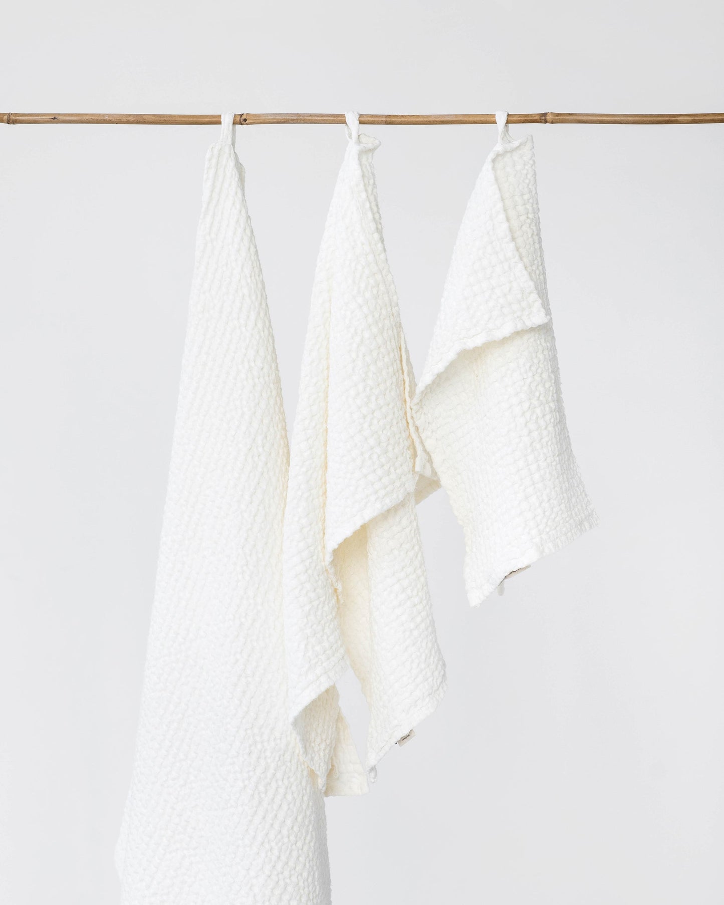 White waffle towel set (3 pcs) - MagicLinen
