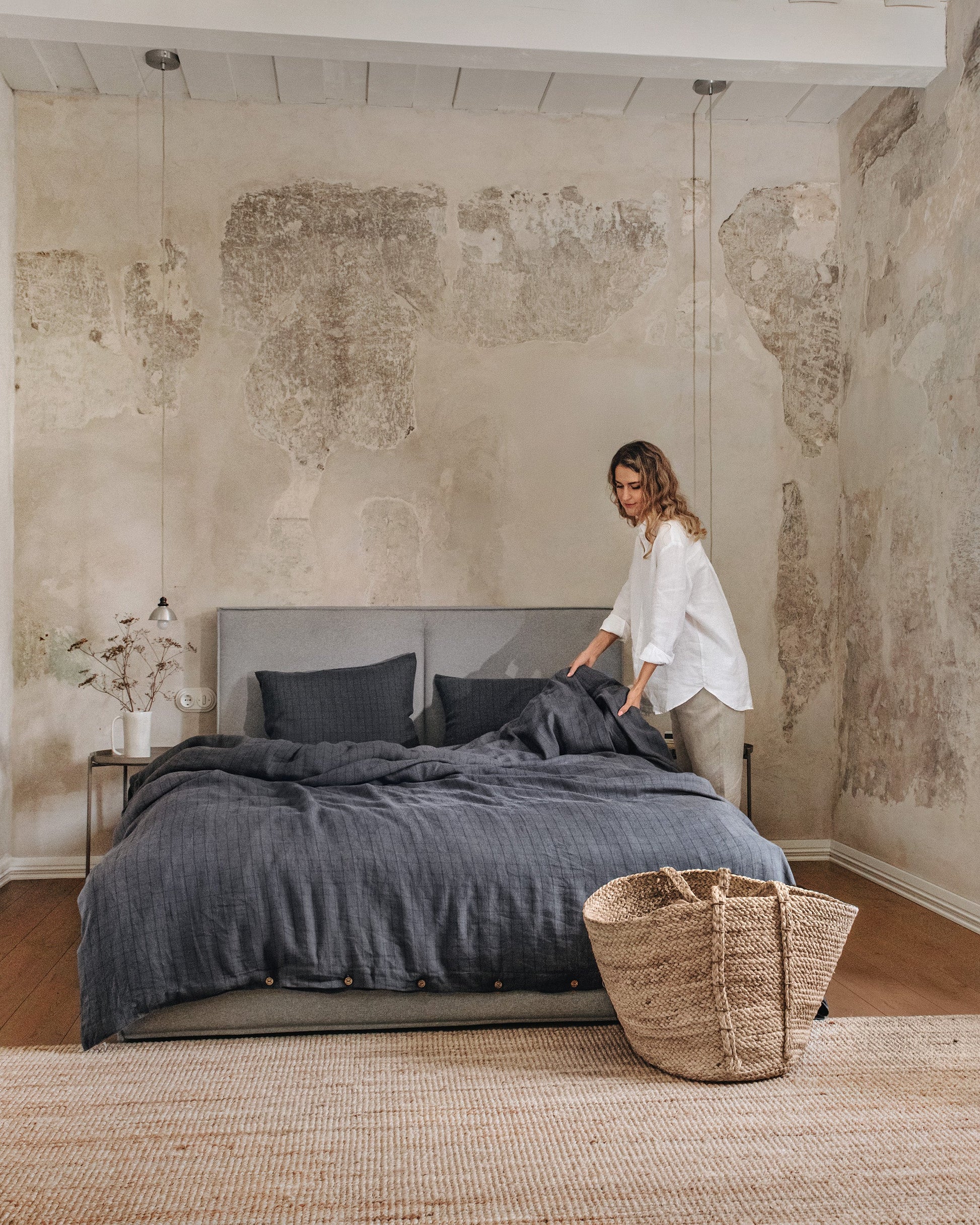 Charcoal windowpane Linen Duvet Set | MagicLinen