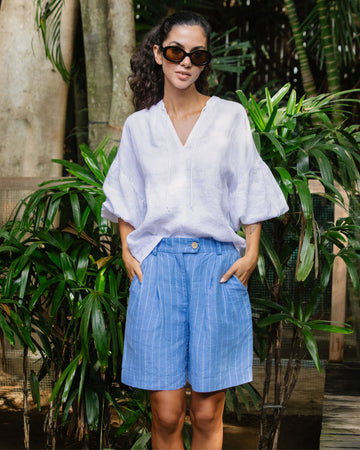 Pleated linen shorts BAGAN in Blue stripes
