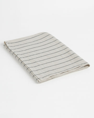 Linen beach towel in Subtle lines