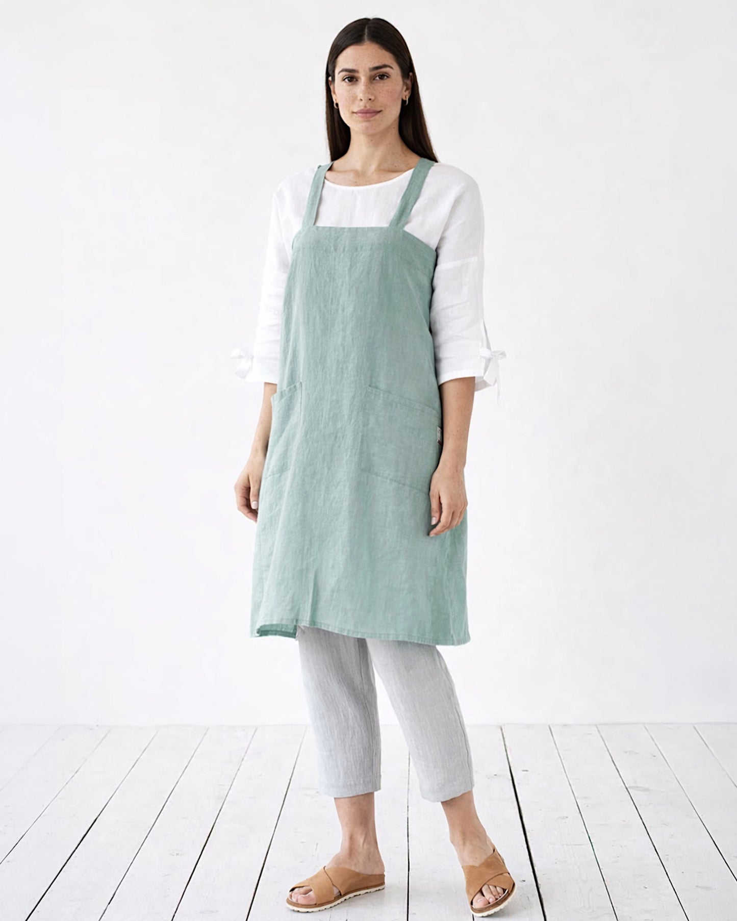 Japanese cross-back linen apron