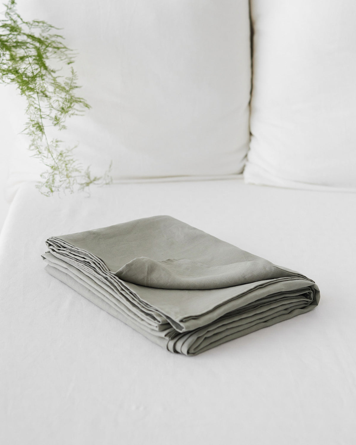 Calm sage linen flat sheet