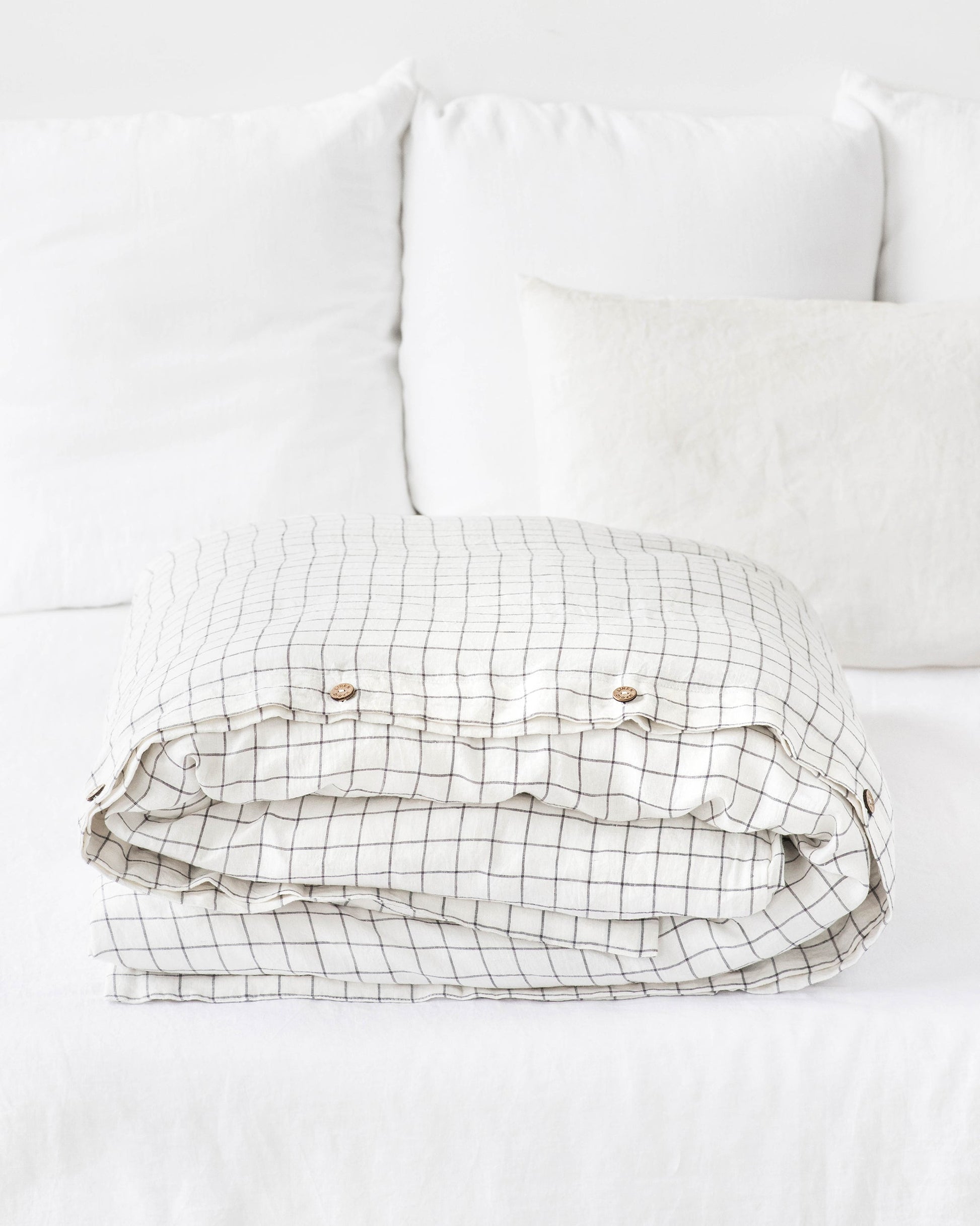 Charcoal grid linen duvet cover - MagicLinen