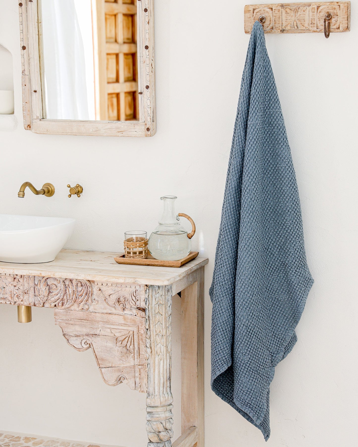 Waffle Bath Towel in Gray blue - MagicLinen