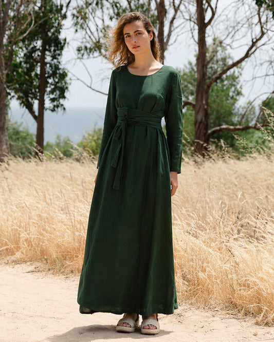 Long linen dress GRENADA in Deep green | MagicLinen modelBoxOn2
