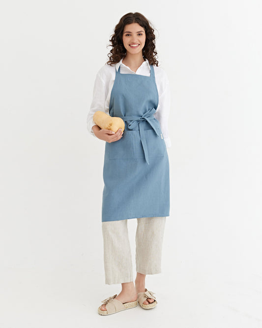 Linen bib apron in Gray blue | MagicLinen