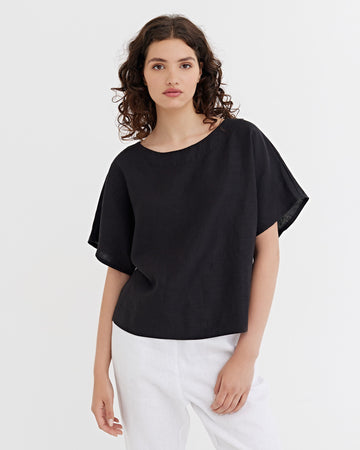Loose-fit Linen Top Midway in Black | MagicLinen modelBoxOn