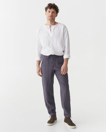 Men's Linen Pants BREMER in Anthracite | MagicLinen modelBoxOn