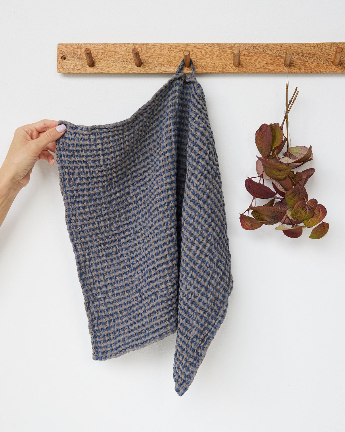 Midnight bronze Waffle face towel