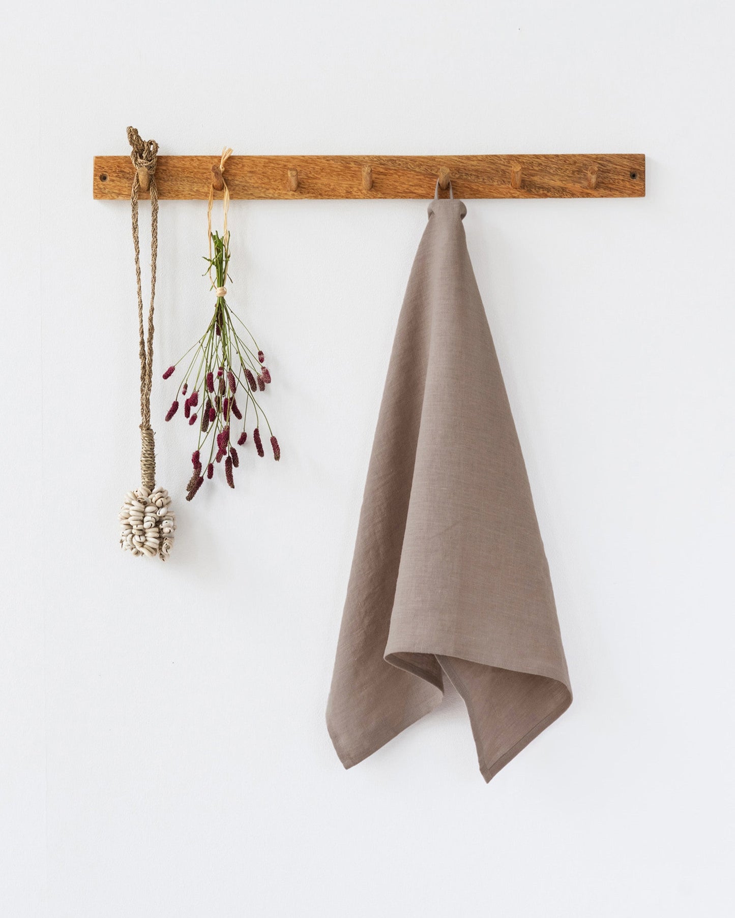 Linen tea towel in Mocha | MagicLinen