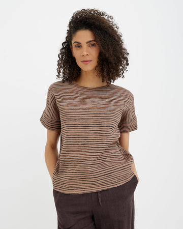 MagicLinen Pastel Brown Inked Lines Short-Sleeved Linen Top CALABRIA, 100% European flax linen 160 gsm plain weave   modelBoxOn