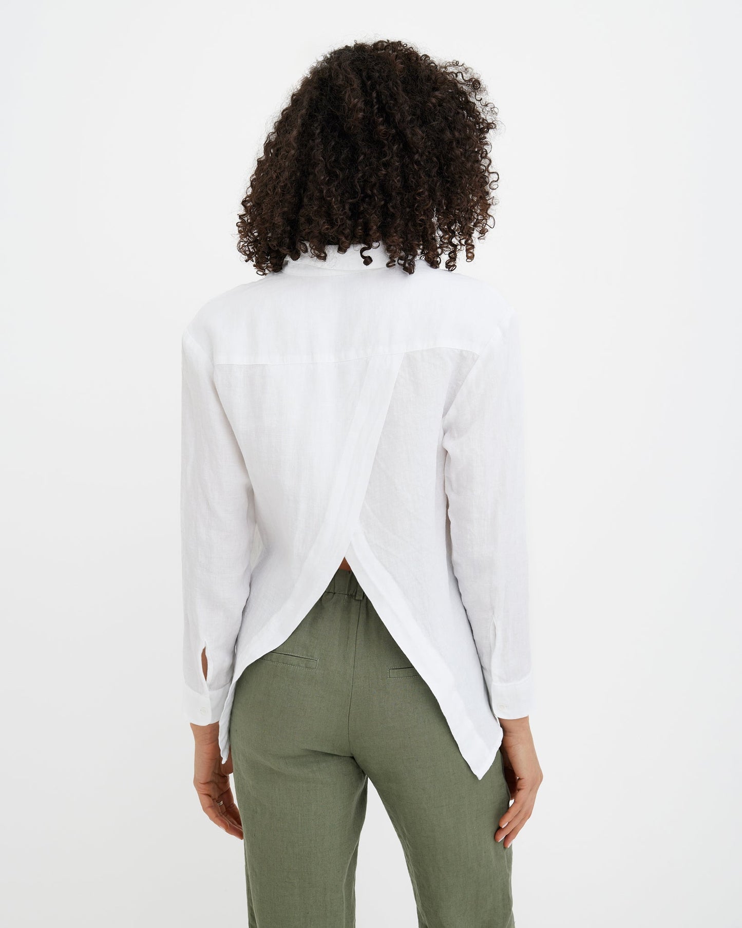 MagicLinen white stonewashed linen shirt with corozo button-front closure