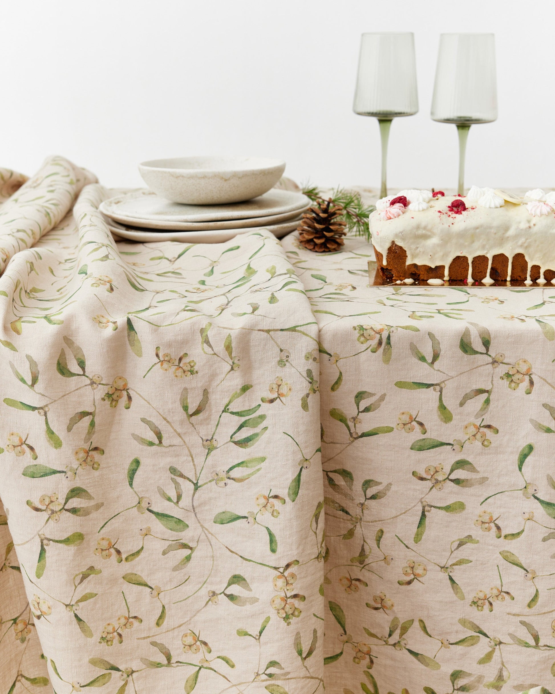 Under the mistletoe Print Linen Tablecloth | MagicLinen
