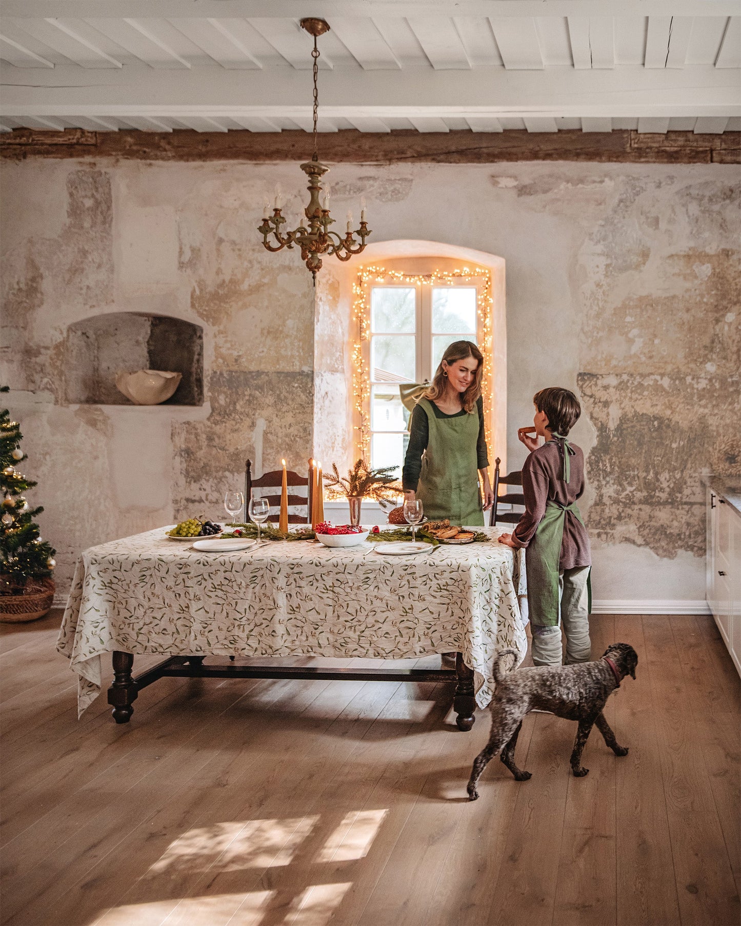 Under the Mistletoe print linen tablecloth