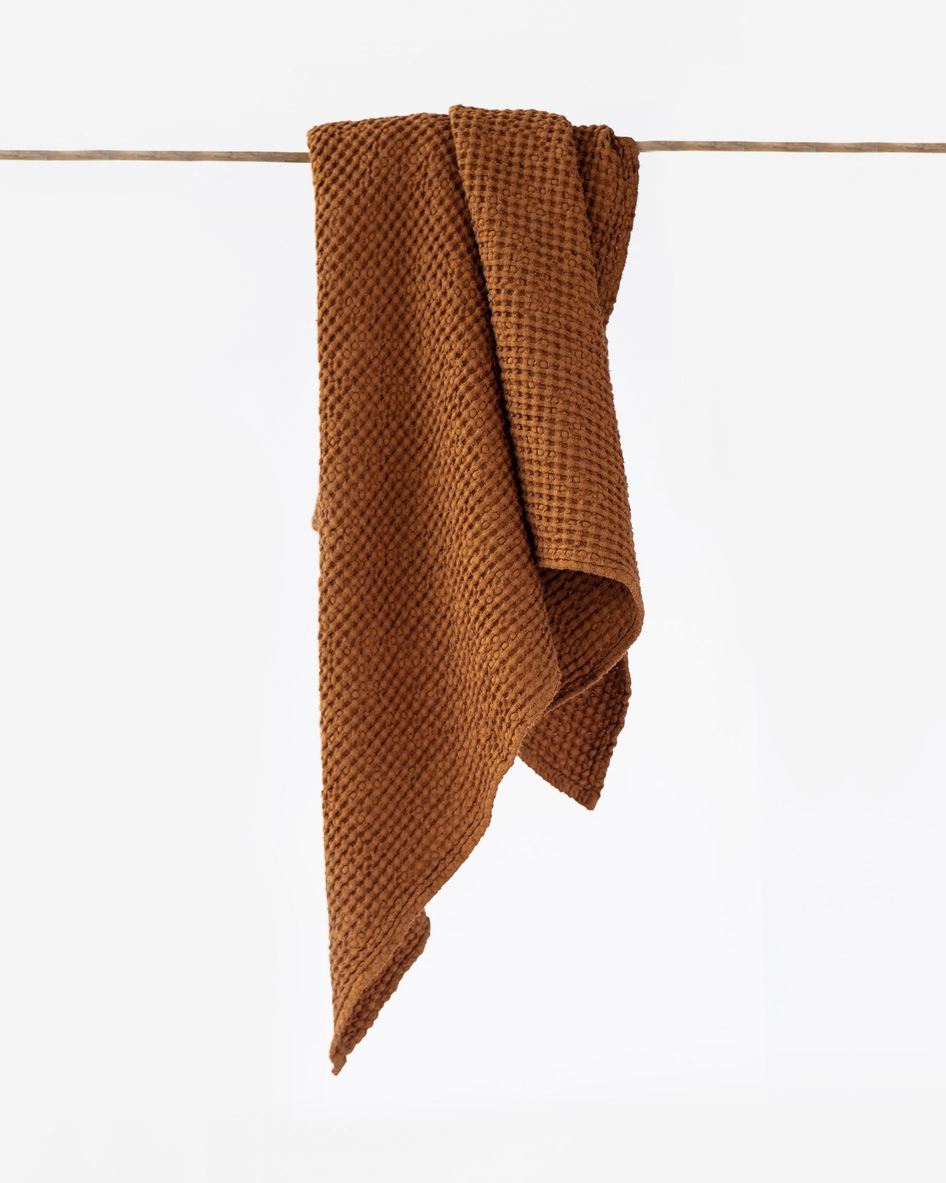 Waffle Bath Towel in Cinnamon - MagicLinen
