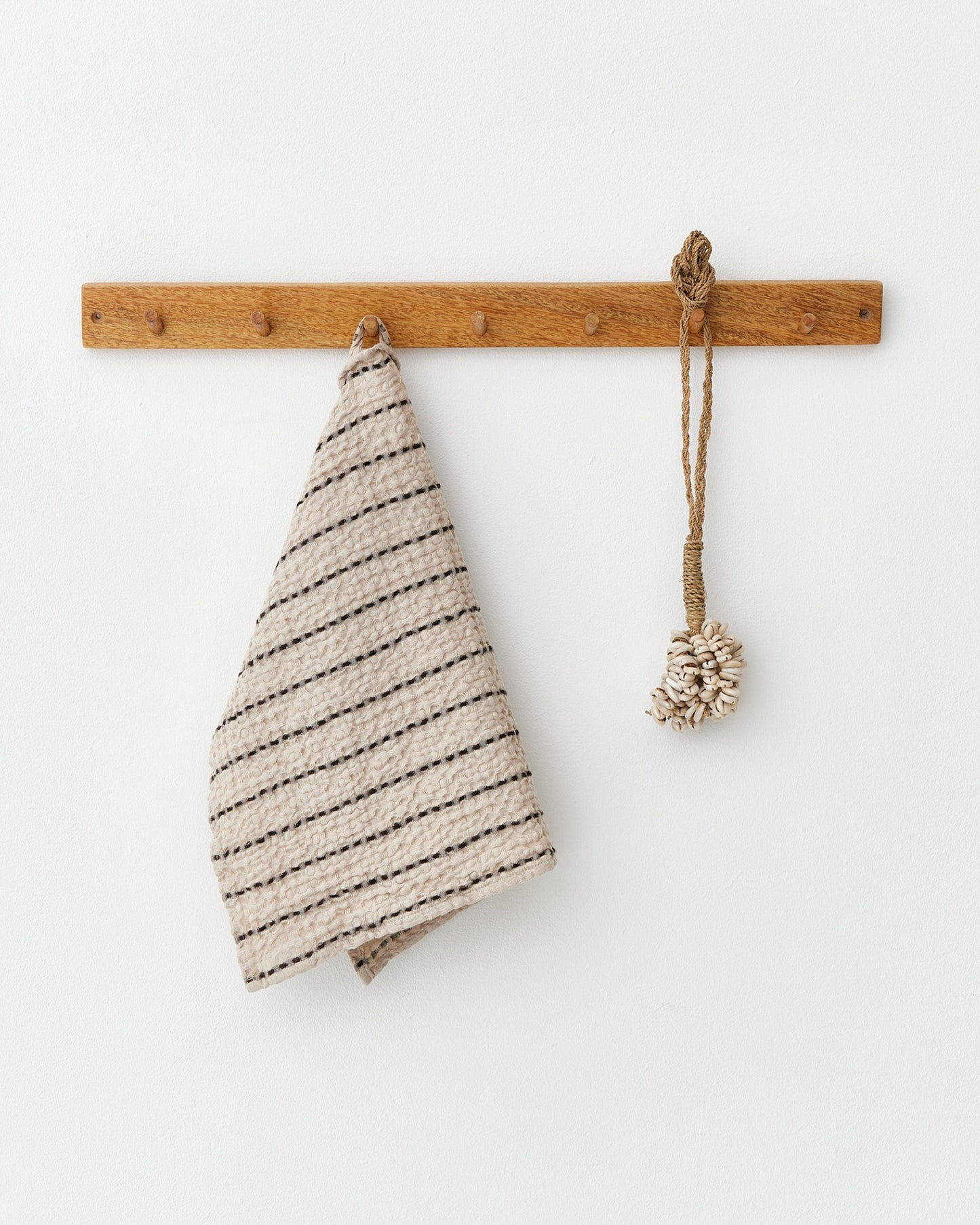 Waffle Face Towel in Striped | MagicLinen