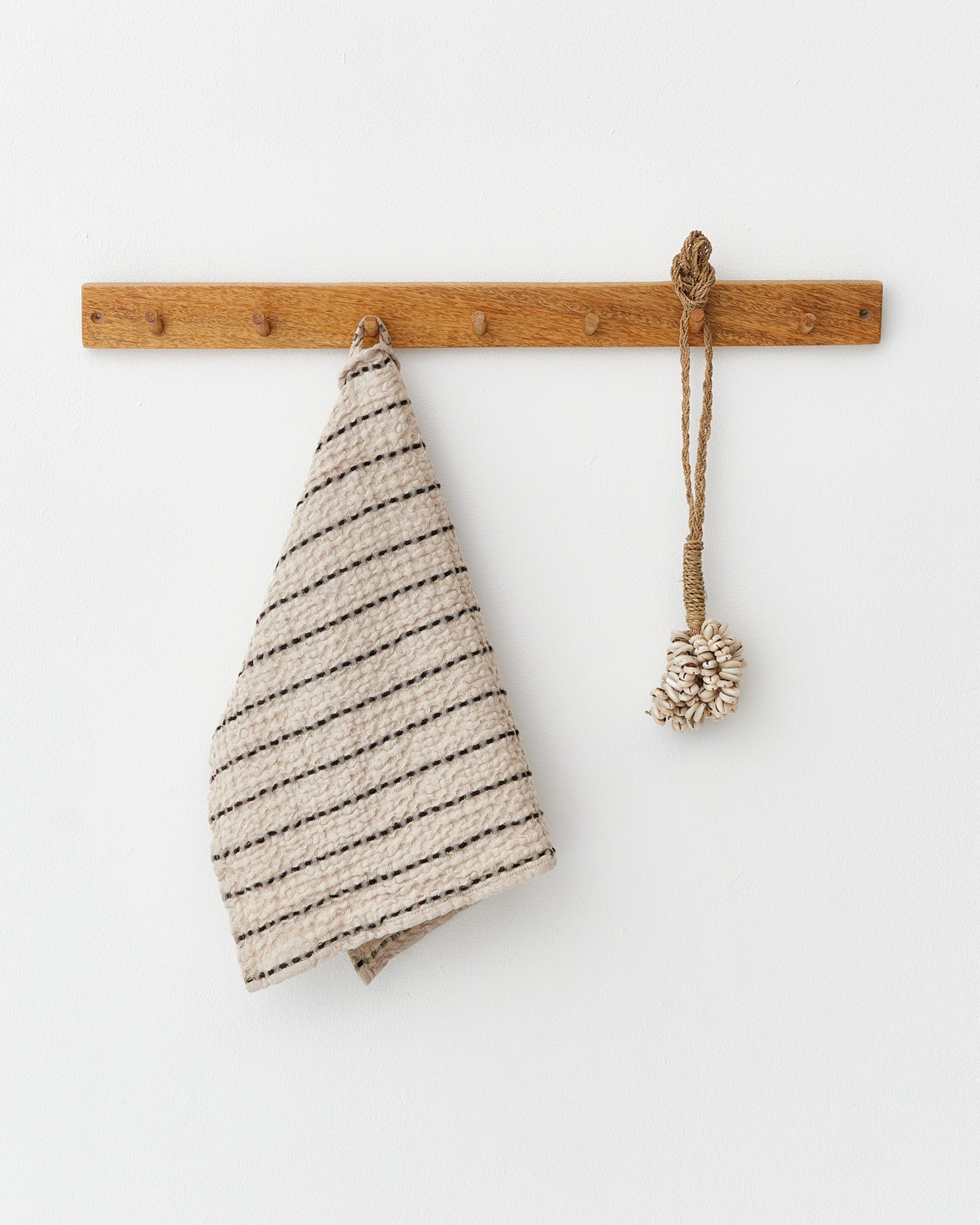 Waffle Face Towel in Striped | MagicLinen