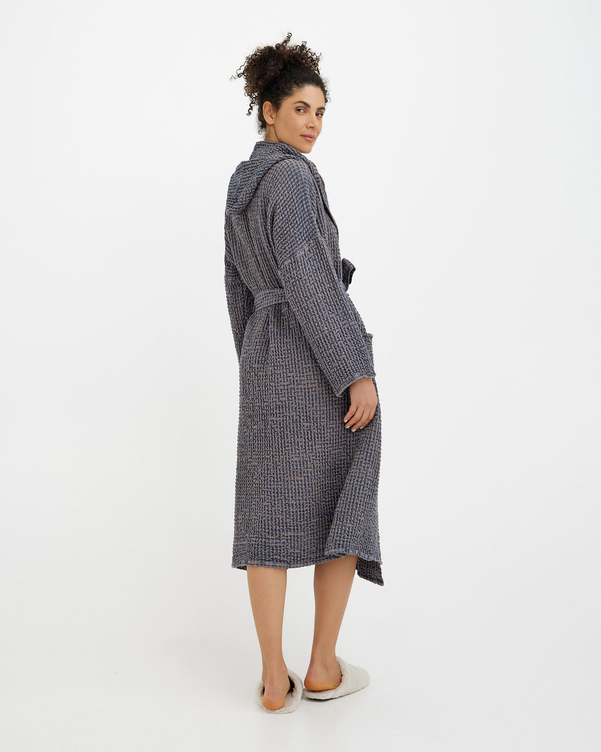Women's waffle robe in Midnight bronze