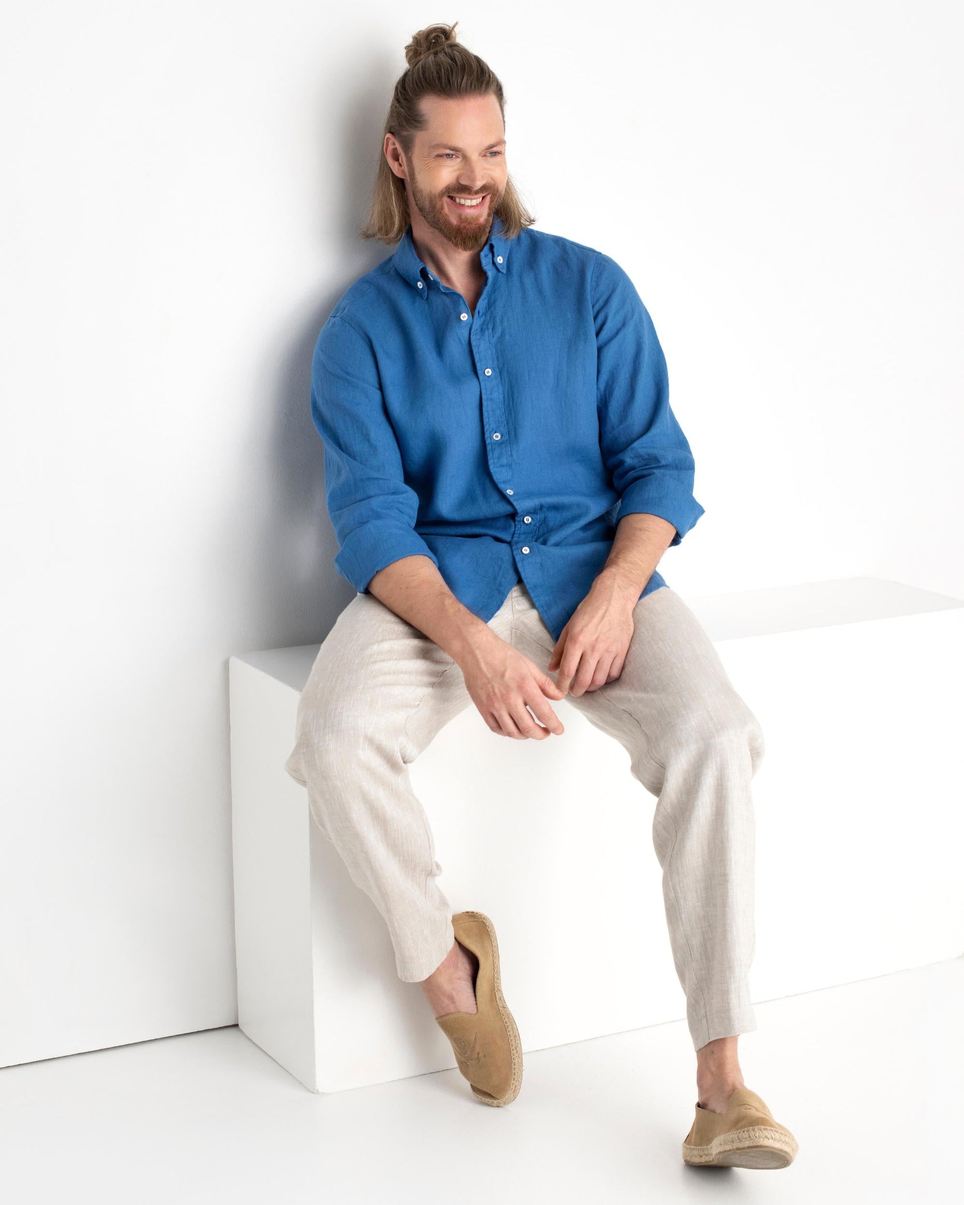 Classic men's linen shirt SINTRA in Cobalt blue - MagicLinen