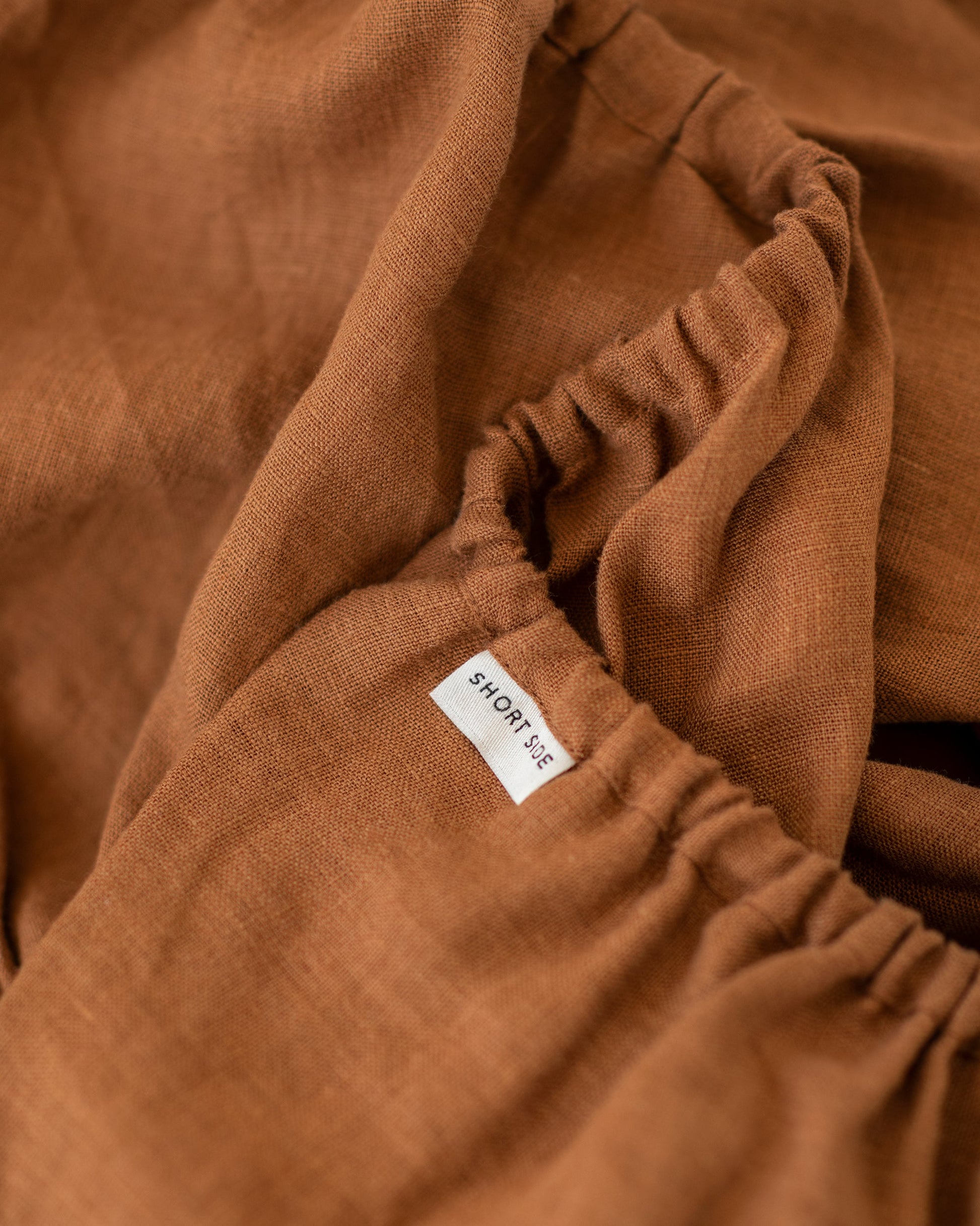 Cinnamon linen sheet set (4 pcs) - MagicLinen