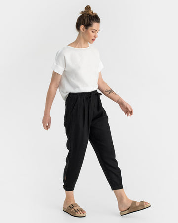 Tapered linen pants MONTAUK in Black - MagicLinen