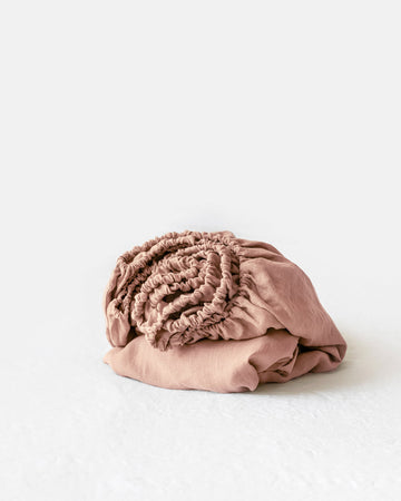 Peach linen fitted sheet - MagicLinen