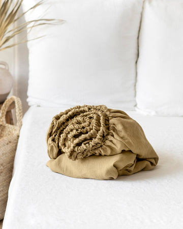 Sandy beige linen fitted sheet - MagicLinen